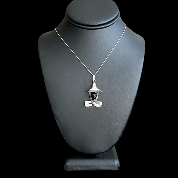 Vintage Taxco Mexico 960 sterling silver and carved black onyx witch pendant - Picture 3 of 10